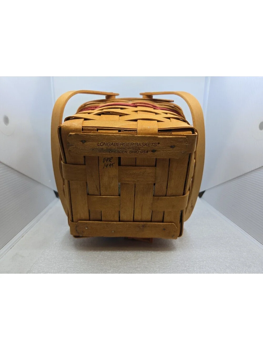 Longaberger Christmas Collection 1995 Edition Cranberry Basket w Liners